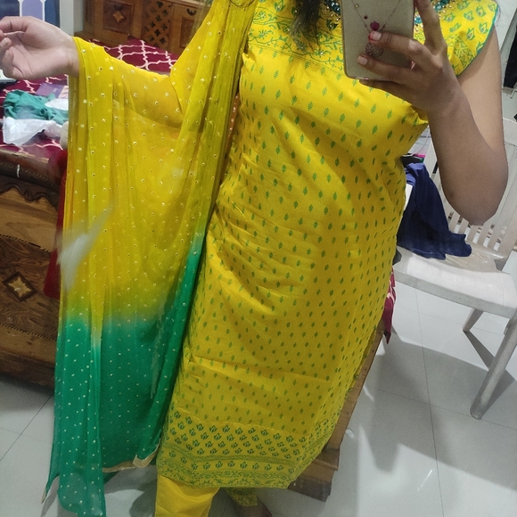 Kurta pant and duppatta - Picture 3 of 7